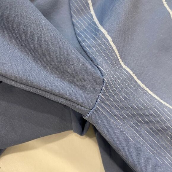 Gymshark Women's Long Sleeves Quarter Zip Blue Sweatshirt - Picture 8 of 8